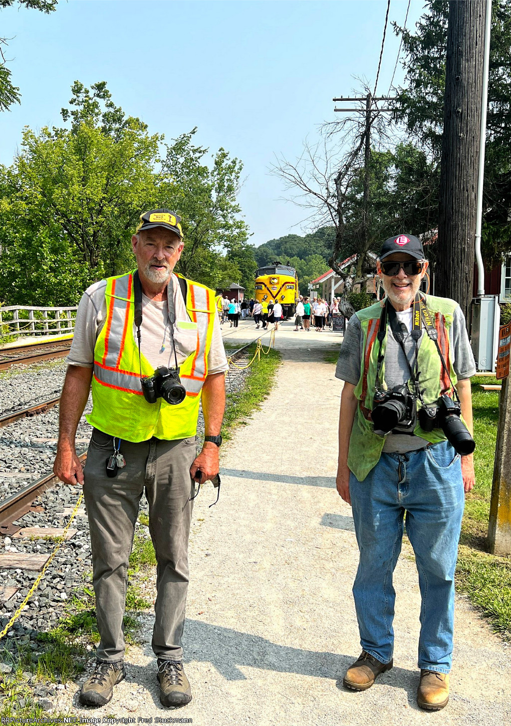 From l-r, Tim, CVSR 6771 & Keith.